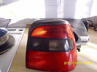 azadnja luč za škodo felicia let.98 leva in desna