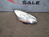 Citroen C4 Picasso 2006-2010 sprednji desni žaromet luč