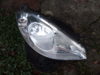 prva desna luč-žaromet mercedes a w169