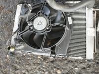 renault clio 3 hladilnik vode klime bencin cevi