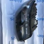 VW T5 2012  LUČ SPREDAJ DESNA