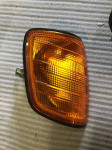 w124 e-razred desni smernik MERCEDES desno smerokaz 1305233929