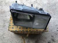 w124 E-razred sprednja desna luč MERCEDES spredaj desno 1ej004440