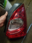 Zadnja desna luč renault twingo 2012