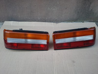 Zadnja leva in desna luč Peugeot 309 Ph1 zadnje luči original Axo