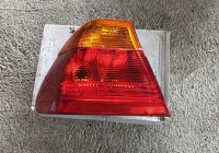 zadnja leva luč BMW serija 3 e46 zadaj levo limuzina