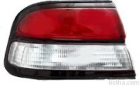 Zadnja luč Nissan Maxima 95-00