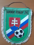 Vintage Kapetanska zastavica Nogometna zveza Slovaške 24x29cm