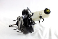 SERVO OJA?EVALNIK ZAVOR OEM N. 472102859R ORIGINAL REZERVNI DEL RENAUL