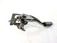 RO?ICA RO?NE ZAVORE OEM N. 7G91-2780-MG ORIGINAL REZERVNI DEL FORD MON