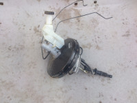 renault clio 3 2009 1.5 50kw glavni zavorni cilinder ojačevalec zavor