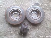 fiat punto 1.4 16v diski ploščice spredaj malo rabljeno