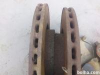 fiat stilo 1.9 85kw diski spredaj ploščice disk malo ra