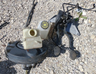 mini cooper 1.6 glavni zavorni cilinder servo posoda pedalo za zavoro