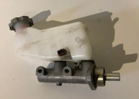 zavorni celinder+posoda zavorne tekočine