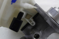 ZAVORNI CILINDER OEM N. 8W0611301 ORIGINAL REZERVNI DEL PORSCHE MACAN