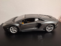 1:18 Lamborghini Aventador LP700-4