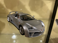 Bburago Giugiaro Prima Design 2002  1:18 srebrn