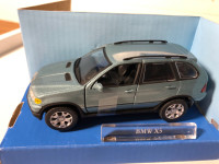 BMW X5  - 1:43 - Cararama