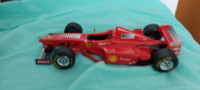 Ferrari F300 formula Burago 1:24 model