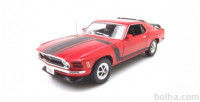 Ford Mustang Boss 302 1/18 1 18 avto model maketa Welly