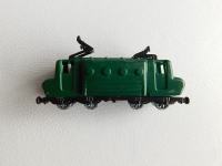 Kinder figurica električna lokomotiva