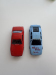 Kovinska avtomobilčka rdeč in moder – retro zbirka