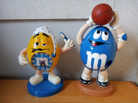 M&M's ura in dispenzer