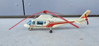 Majorette Helikopter GO Ambulance Agusta 109 3043 reševalni helikopter