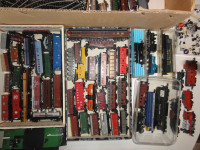 Mehanotehnika izola električne N lokomotive,vagončki,tirnice,kretnice