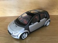 Smart Forfour (2004) Kyosho 1:18