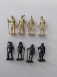 Stara Kinder figurica kovinska - serija vojak indijanci 8 komadov