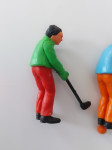 Stara Kinder figurica - serija , golfist  2 kom