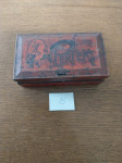 Kovinska stara škatla za štempilke