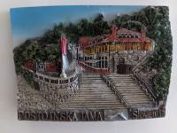 Spominski magnet Postojnska jama 3D videz 7x5,5cm