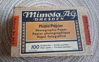 Stara kartonska škatla Mimosa DDR Dresden