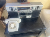 starinski kasetofon , prenosni radio