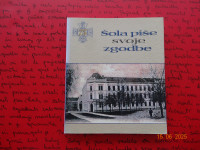 ŠOLA PIŠE SVOJE ZGODBE ZBORNIK OB 75 LETNICI SREDNJE EKONOMSKE ŠOLE.