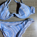 Modro-bele vzorčkaste bikini kopalke Xs