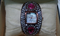 FALON QUARTZ BAKER PINK DIAMANT ŽENSKA ROČNA URA višjega cenovnega ...