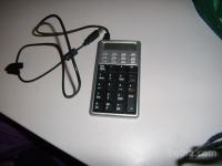 Računovodska tipkovnica z USB kablom