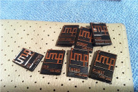 Izredno lep komplet 7 IMP starinskih značk naprodaj