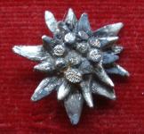 STARA MASIVNA PLANINSKA ZNAČKA PLANIKA 4 CM