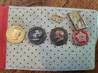 !"Tito - komplet značk 30 let samoupravljanja