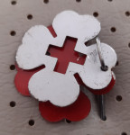 Značka Rdeči križ štiri peresna deteljica