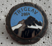 Značka Triglav 2864m starejša emajlirana na zaponko