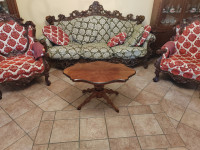 sedežna garnitura v kompletu