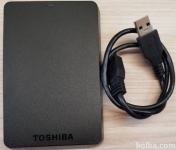 Zunanji USB 3.0 trdi disk Toshiba velikosti 500GB rabljen brezhiben