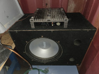 Woofer in ojačevalec