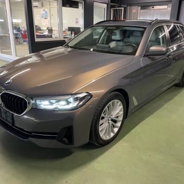 BMW 5 Series Touring 530d xDrive Touring Avt. LED.NAVI.KAMERA.OGR.SEDE